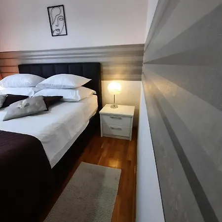 Sea Star Apartamento Baška Voda